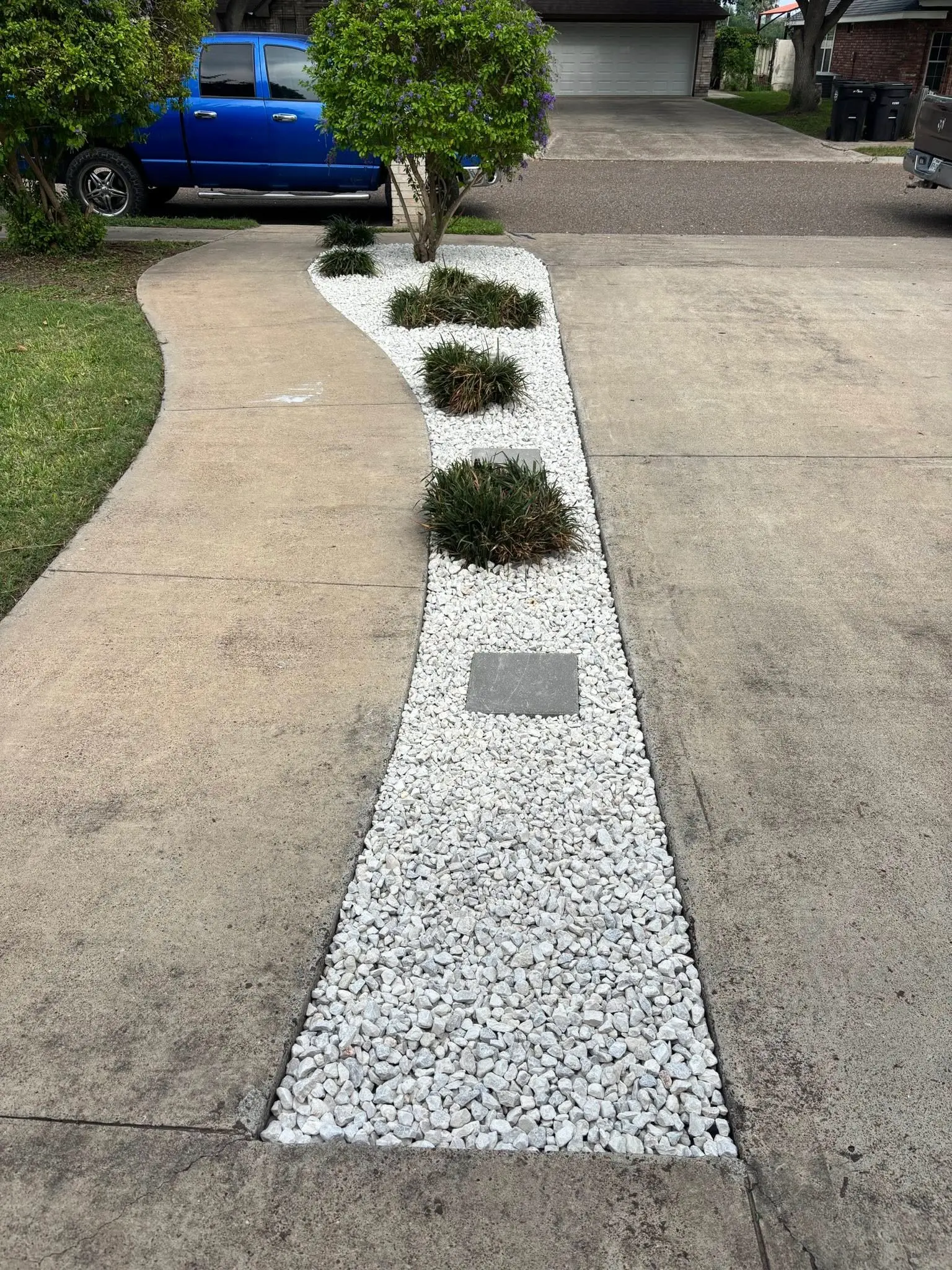 Retaining wall and outdoor living build